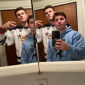 Meet your Posher, Mitchell